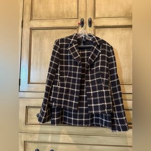 Tweed suit with skirt